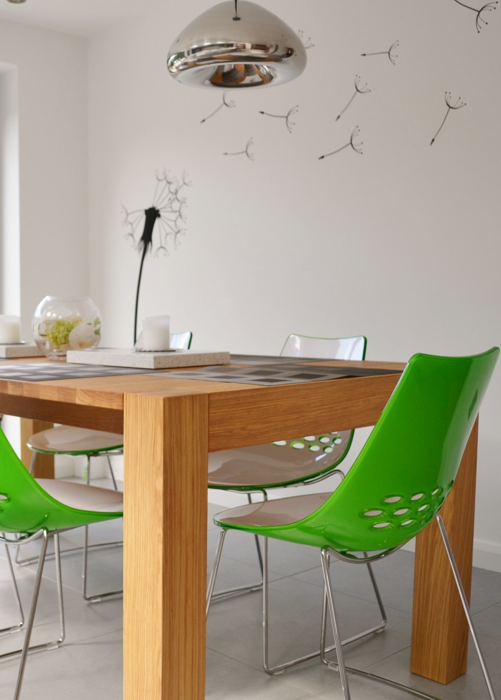 Surrey kitchen with a hint of lime | Time to eat | Interior Designers